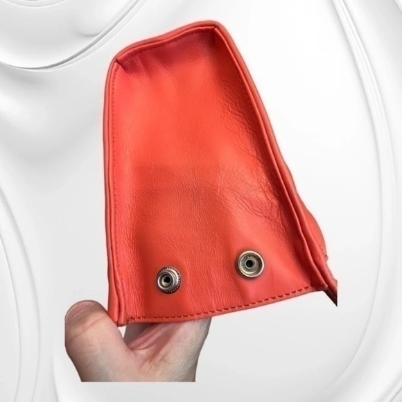 Rebecca MINKOFF coral studded quilted cross body purse EXCELLENT condition - Picture 8 of 16